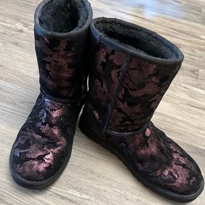 UGG metallic purple camouflage boots
